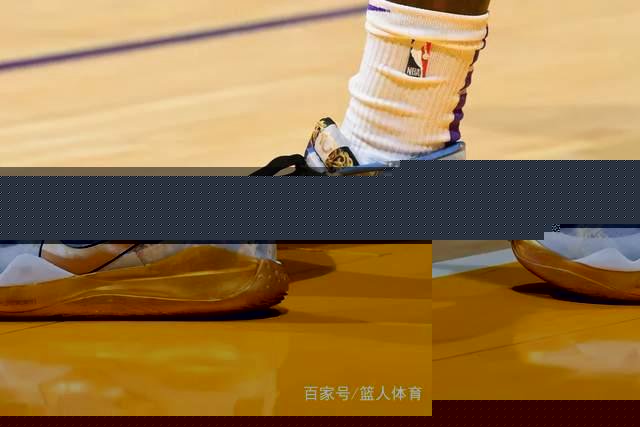 男篮热身赛力克乌拉圭 贺希宁17分领衔 三将表现低迷恐无缘世预赛